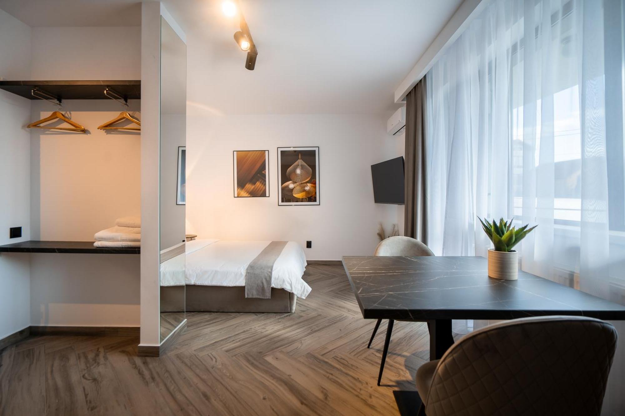 Urbio Private Suites Cluj-Napoca Extérieur photo